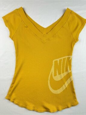 Vintage Nike Yellow Ribbed V Neck Tee Shirt Big Swoosh Graphic Top Y2K Street M